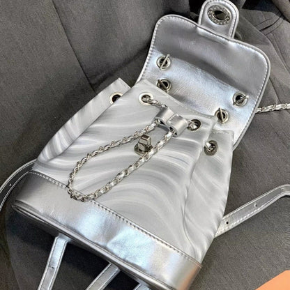 Chain Backpack Women's Water Ripple Fashion